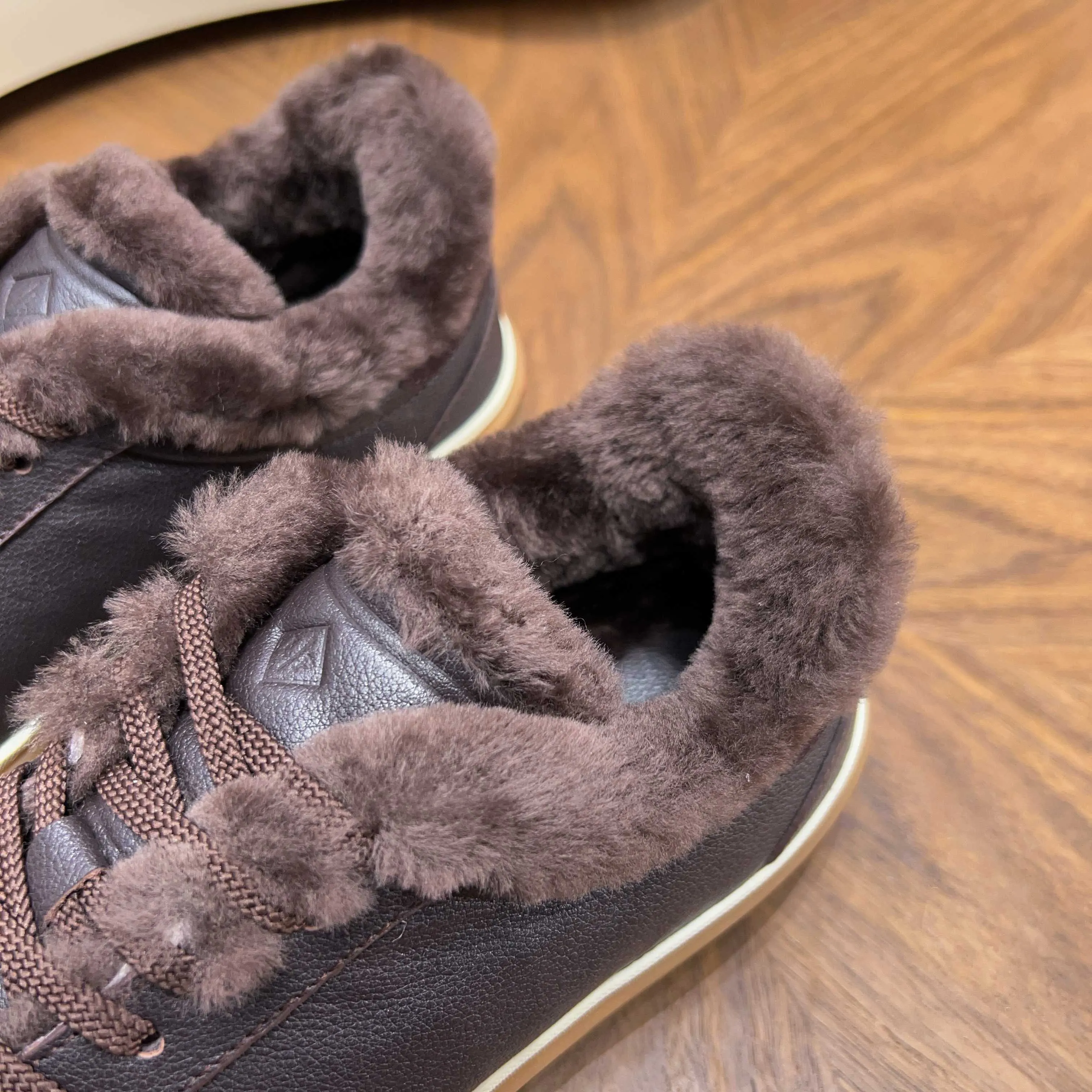 💰740 Loro Piana - Classic casual wool shoes, men's lace-up casual shoes and sneakers, high-quality lightweight and comfortable fabrics, suitable for outdoor leisure, the color is young and energetic, and it looks great with sportswear or casual suits! Code number: 39-44 (45, 46, can be customized)